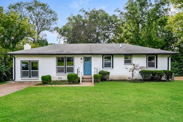 4932 Aquatic Rd Nashville, TN 37211